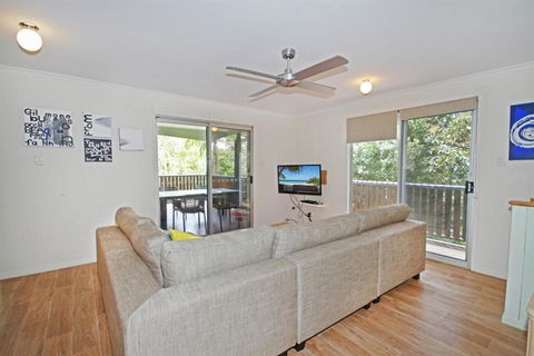 20 Scrub Road Coolum Beach Pet Friendly Linen Included - Queensland Tourism 2