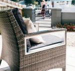 The Waterfront Apartment - Queensland Tourism