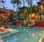 Poolside at Hibiscus - Queensland Tourism