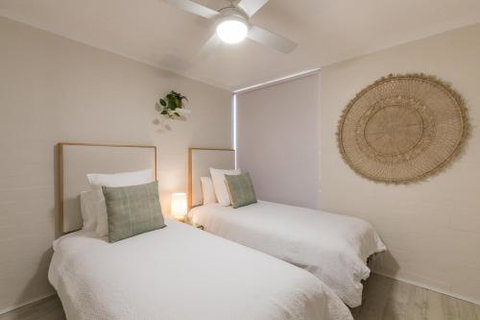 Number 72 Kalbarri Beach Resort - QLD Tourism 6