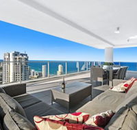 Circle on Cavill Q Stay - QLD Tourism
