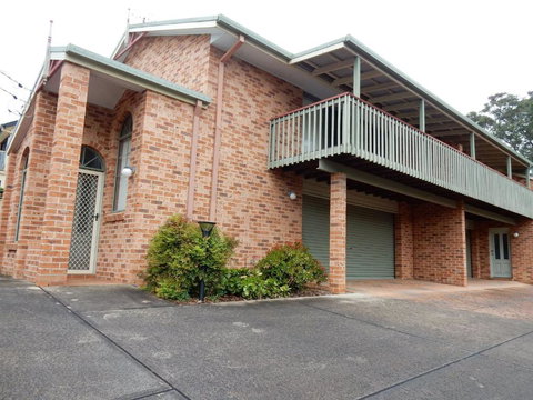 Ocean 1 / 38 Oceans Apartment - QLD Tourism 3