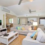 6 Orania Court Rainbow Shores Absolutely Gorgeous Beach Side Property Within 200 Metres Walk To The Beach - Queensland Tourism 0