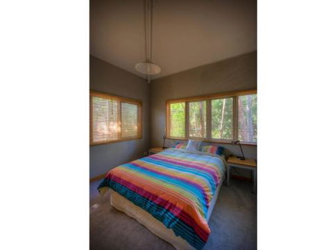 6 Satinwood Drive Rainbow Shores Stylish Beach House Free WiFi - Queensland Tourism 6