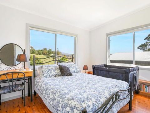 Frangipani Cottage Narooma - QLD Tourism 4