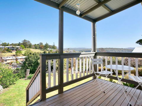 Frangipani Cottage Narooma - QLD Tourism 1