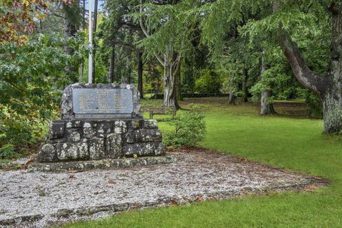 THE TEACHERS COTTAGE - QLD Tourism 4