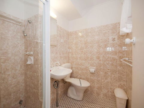 Beachside Shoal Bay Unit 6 - Queensland Tourism 1