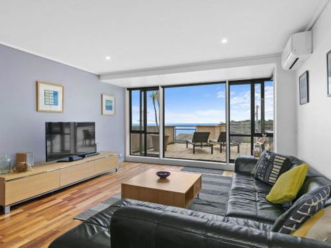 APARTMENT 10 PACIFIC APARTMENTS FREE WIFI! - Queensland Tourism 0