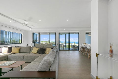 Indulge At Indigo Sunshine Beach - Queensland Tourism 3
