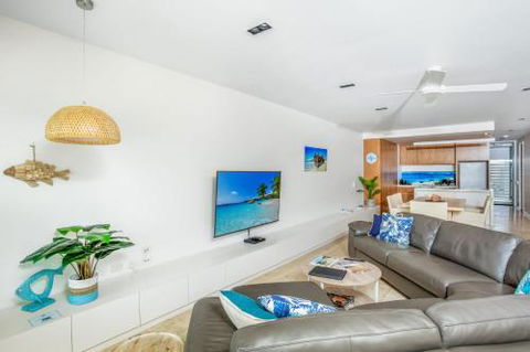 Unit 6 Plantation Rainbow Beach Plantation Resort Ground Floor Aircon Pool Spa - Queensland Tourism 0