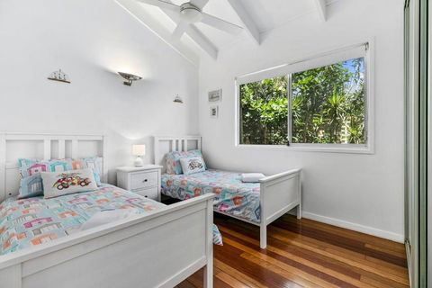Tranquil & Tropical Sunshine Beach - Queensland Tourism 5
