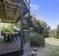 APOLLO BAY HOLIDAY HOUSE walk to beach  wifi - Queensland Tourism