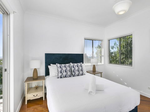 Panoramic Ocean Views In Peregian Beach! 41 Parakeet Cresent - Queensland Tourism 4