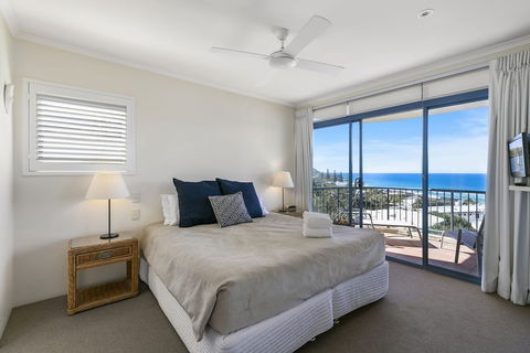 Stunning Top Floor Sunshine Beach Getaway! Unit 7 Vista Pacific 12 Bryan Street - Queensland Tourism 3