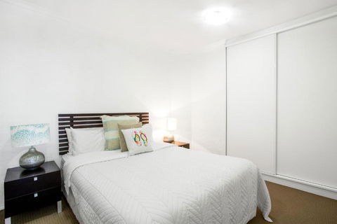 Beach Views & Breezes Sunshine Beach - Queensland Tourism 1