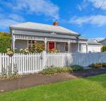 Red Door at Wishart - Queensland Tourism