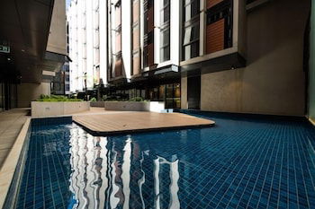 Accommodate Canberra Midnight Apartments - Queensland Tourism 2