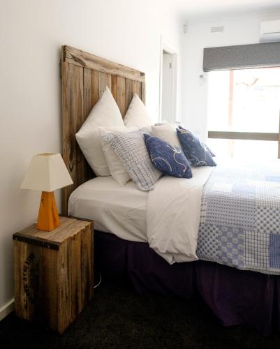 Fergusson Winery Homestead Accomodation - QLD Tourism 5