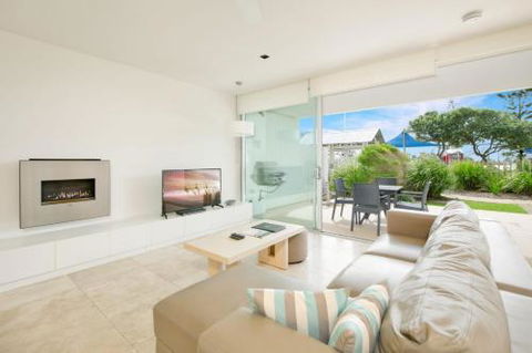 Unit 7 Plantation Resort Rainbow Beach Air Conditioned Pool & Outdoor Spa Plantation Resort - Queensland Tourism 5