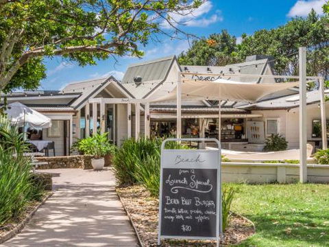 EAST COAST ESCAPES Byron Beachfront - QLD Tourism 3