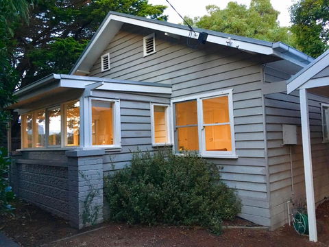 The Cute Beach House - Queensland Tourism 2