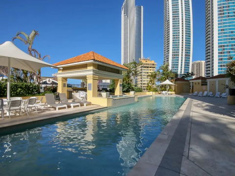 2 Bedroom Gold Coast Resort Apartment - Queensland Tourism 4