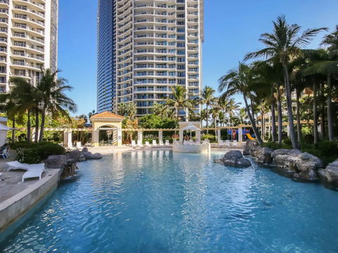 2 Bedroom Gold Coast Resort Apartment - Queensland Tourism 1