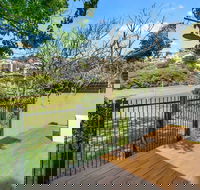 Surfer's Loft Tamarama - Queensland Tourism