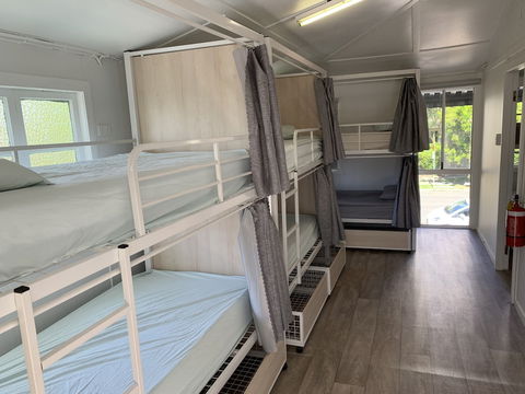 Mummas Hostel Surfers Paradise - Queensland Tourism 6