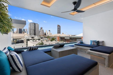 Designer South Bank Apartment - Queensland Tourism 0