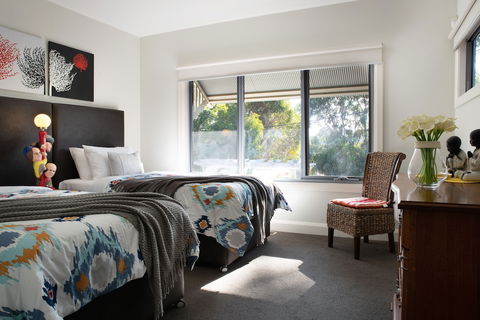 Arabella Meadows - Queensland Tourism 1