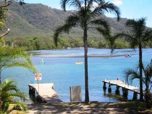 Aspire Pelican H2O North Haven - QLD Tourism 1