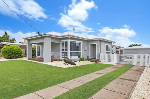 Fieldings Lair - Queensland Tourism 0