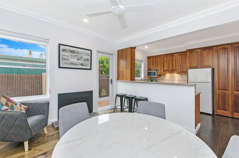 Fieldings Lair - Queensland Tourism 6