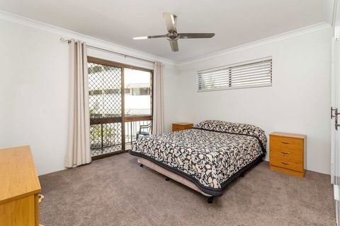 Great Location Close To Waterfront Shops Restaurants & Cafes. - Queensland Tourism 3