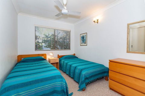 Great Views Ground Floor Unit Clearview Apartments South Esplande Bongaree - Queensland Tourism 4