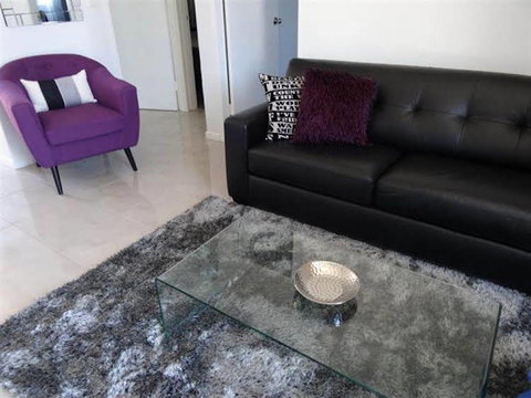 Apartments Of Great Divide Motor Inn - QLD Tourism 0