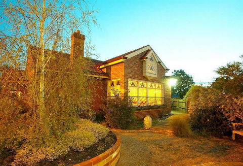 Carter Cottages - Queensland Tourism 1