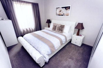 Casavino Luxury Villas - Queensland Tourism 1