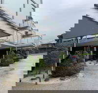 7 Falls Apartments - Queensland Tourism