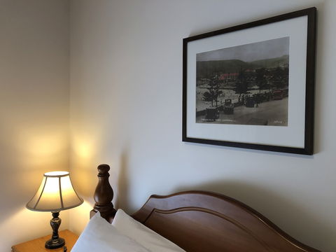 Daysy Hill Country Cottages - QLD Tourism 3
