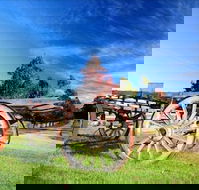 Oaks Ranch and Country Club - Queensland Tourism