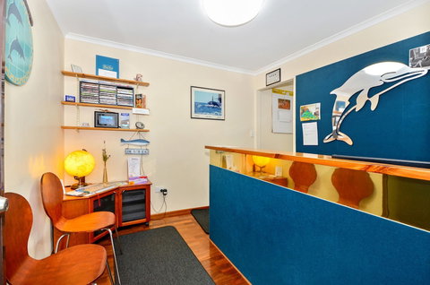 Dolphin Lodge - QLD Tourism 0