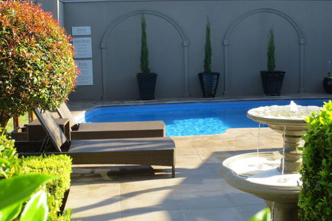 Gallery Apartments - QLD Tourism 1