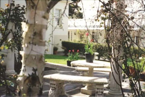 Merton Manor Exclusive Bed And Breakfast - QLD Tourism 1