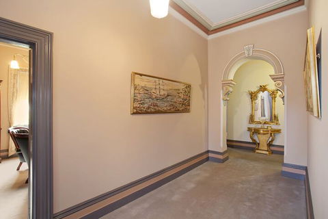 Merton Manor Exclusive Bed And Breakfast - QLD Tourism 3