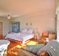 Dolphin Sands - QLD Tourism