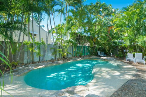 Noosa Outrigger Beach Resort - QLD Tourism 3