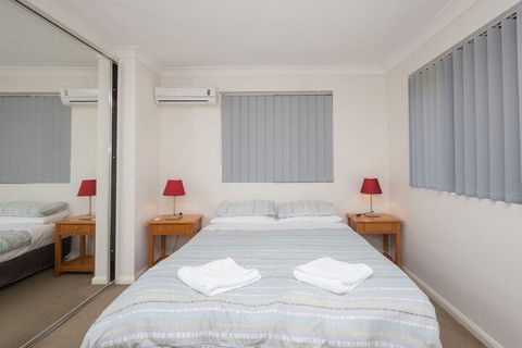 Parkside Apartments - Queensland Tourism 5